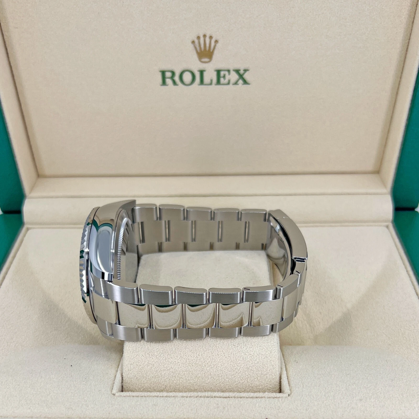 Rolex Sky-Dweller, Oyster, White